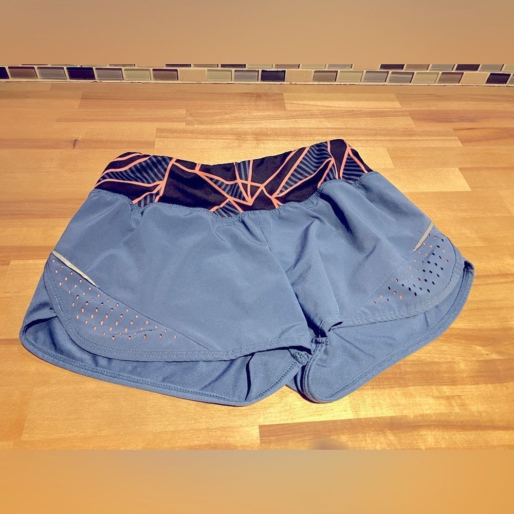 Champion duo dry running shorts, excellent condition, size extra small